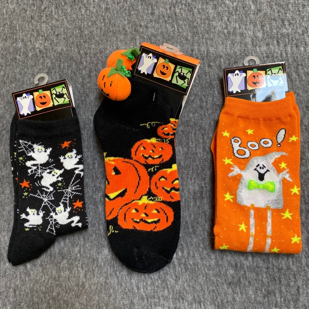 Halloween Novelty Socks Bundle 3 Pairs Ghost Pumpkin Spiderweb Pom Pom 9-11 New